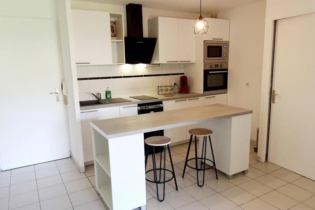 Charmant Appartement Avec Terrasse Et Jardin Au Calme Proche Bus Metro Тулуза Экстерьер фото